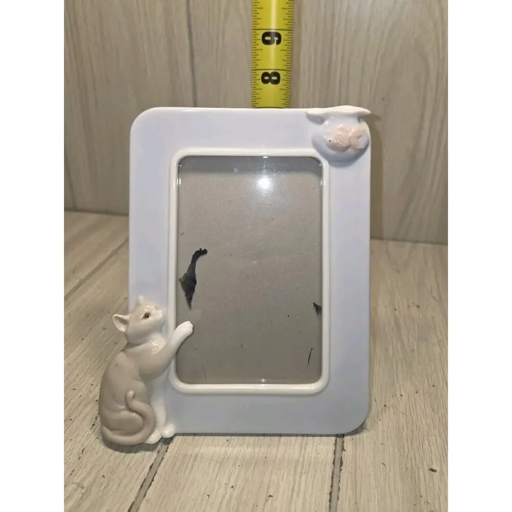 Vtg 3D Cat With Fish Bowl Porcelain Photo Frame 4